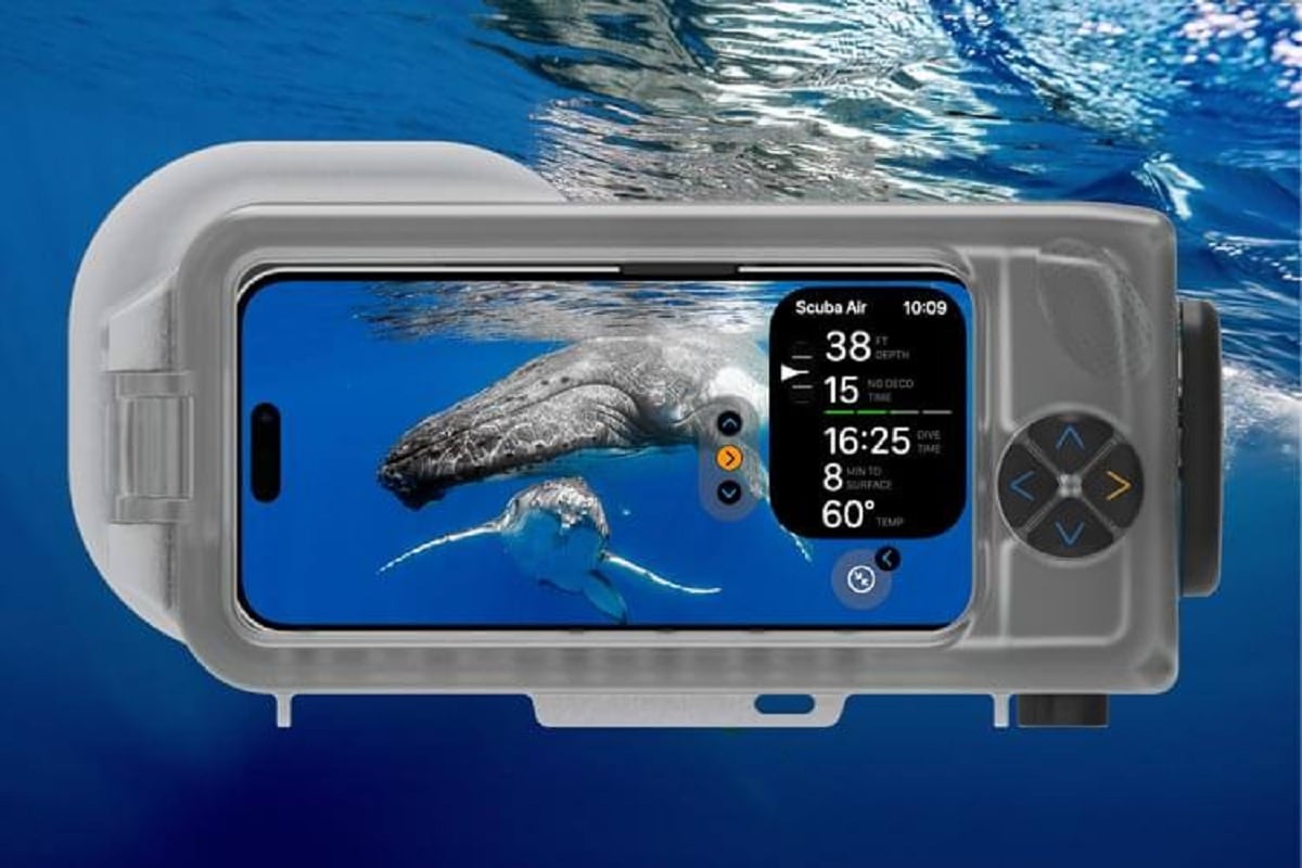 Underwater housing for Iphones