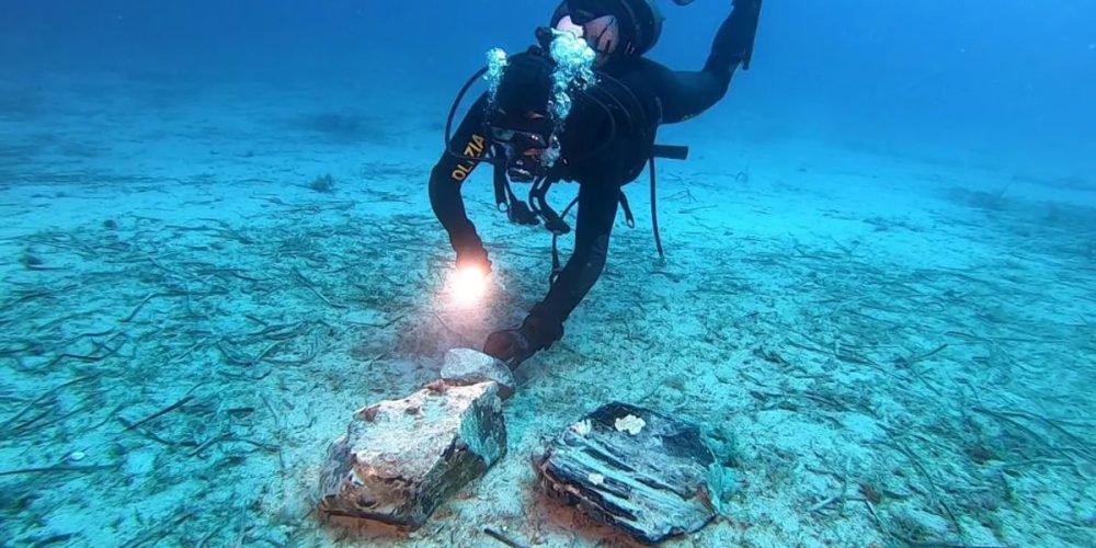 Obsidian cores – an extraordinary discovery on a 5,000-year-old shipwreck!