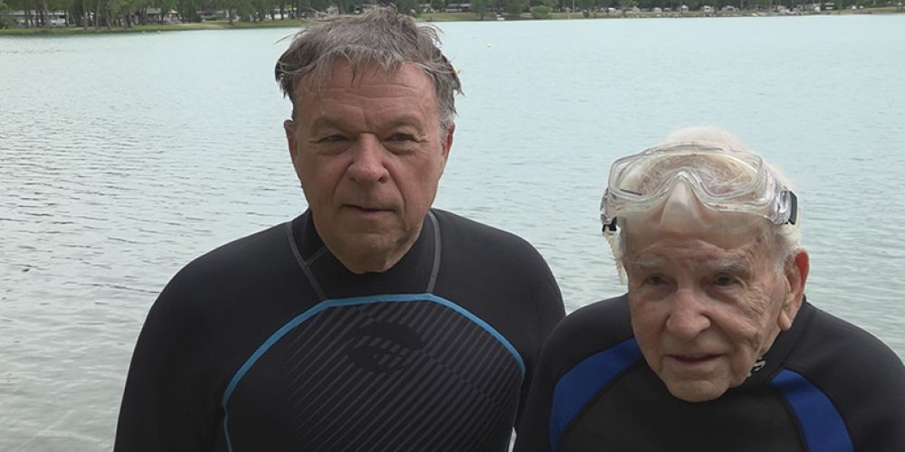 A 98-year-old man has become a certified diver! – video