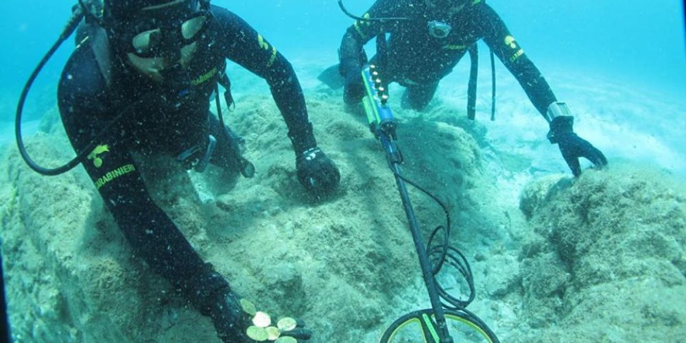 A wreck from the 17th century and dozens of coins were found in Italy