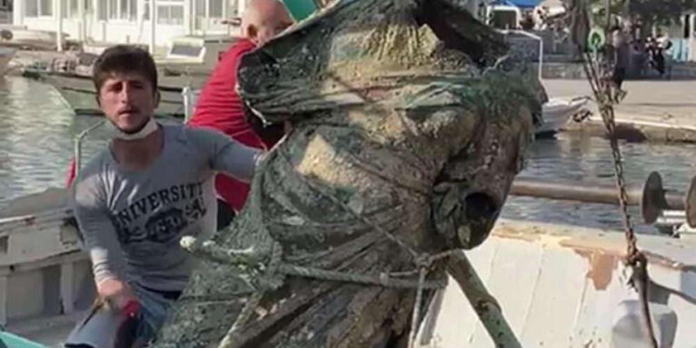 Ancient bronze statue fished out of Turkey