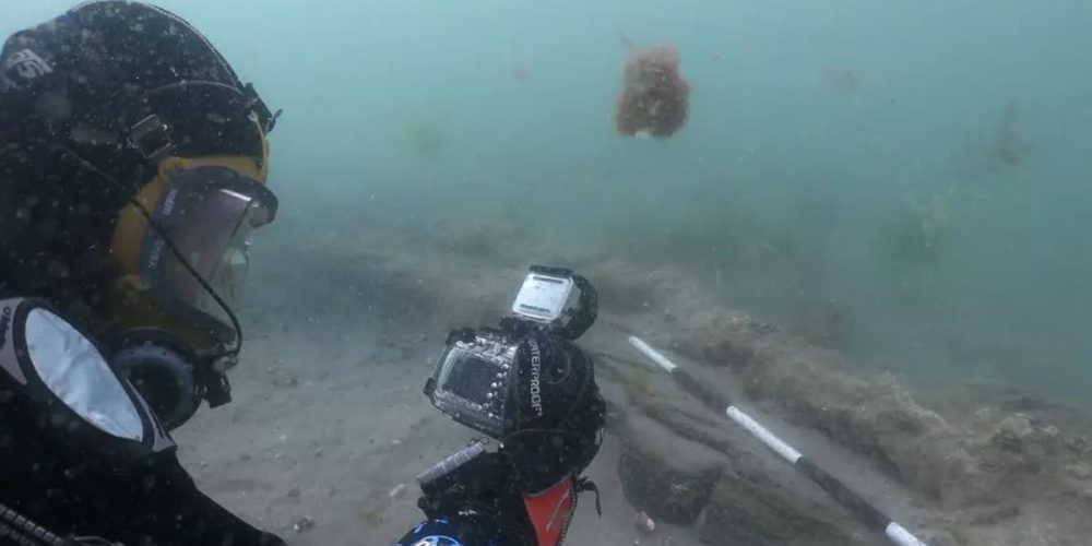 Archaeologists have found the rudder of the legendary 1758 ship HMS Invincible – video