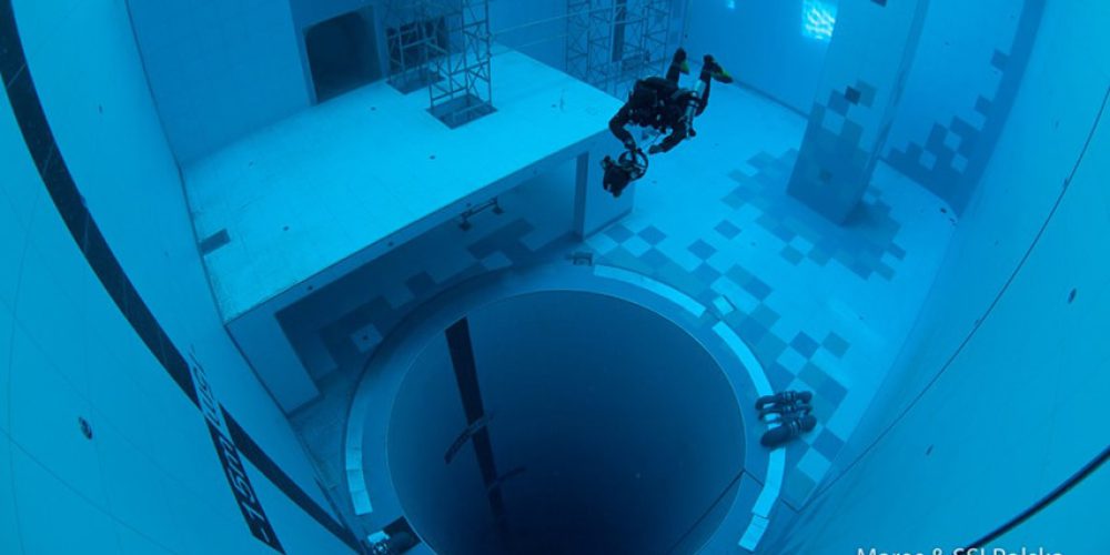 Deepspot – the world’s deepest pool on the final straight!