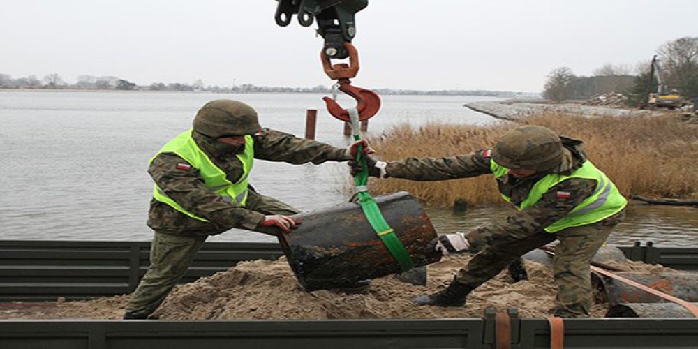 Divers removed five depth bombs from the Mielensk Channel