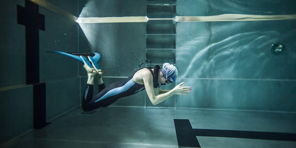 Julia Kozerska with 197 m sets a new DNF World Record – video