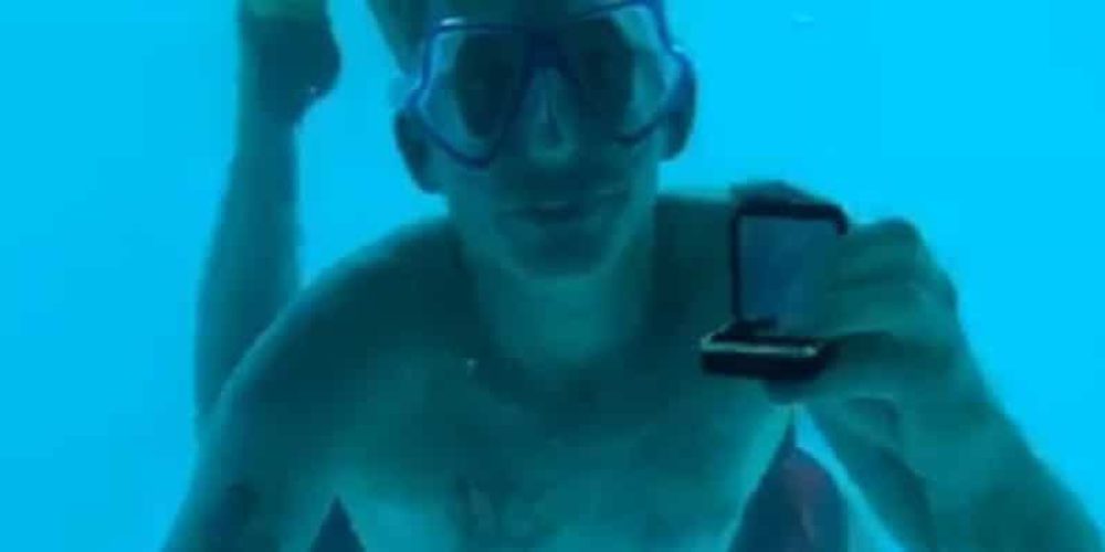 Man drowns during underwater proposal