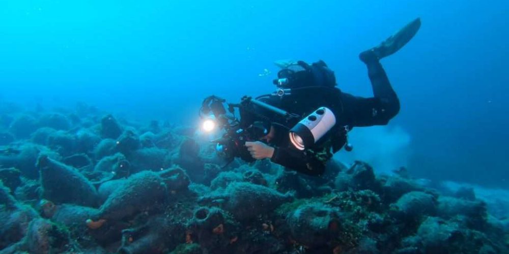Parthenon among wrecks – underwater museum in Greece now open – film