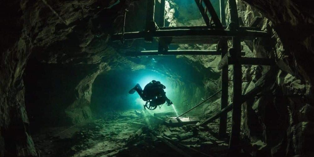 Sign the petition and support the divers in the fight to open the Ojamo mine!