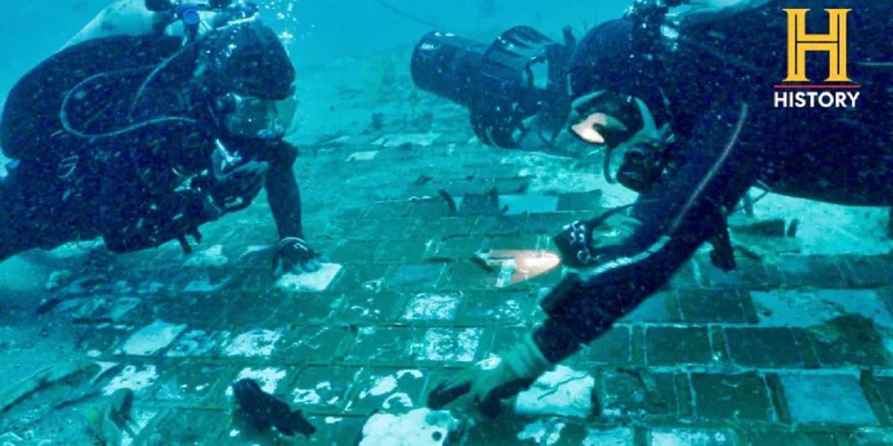 Space shuttle Challenger fragment found on ocean floor