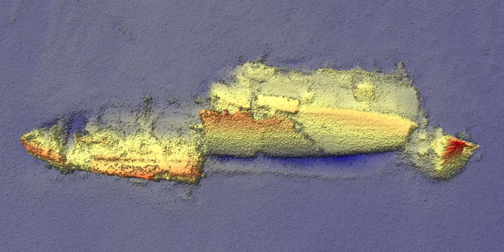 The British vessel HMS Echo explored the wrecks of Gustloff and Goya