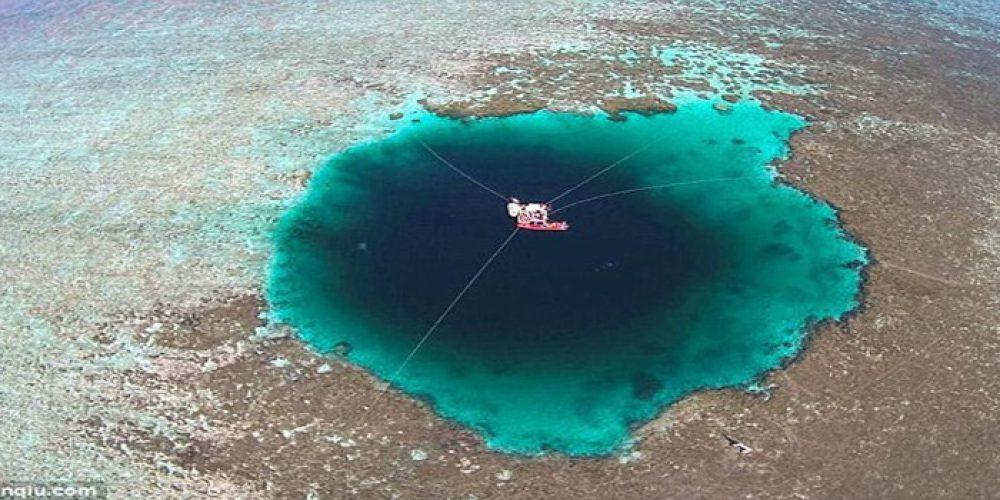 The deepest blue hole in the world has been discovered in Asia!