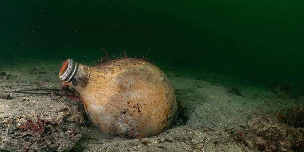 The wreck of an Irish sailing ship from 1721 has been found in Norway.