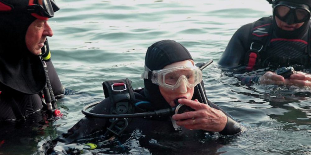 World’s oldest diver – 99-year-old man breaks Guinness record!